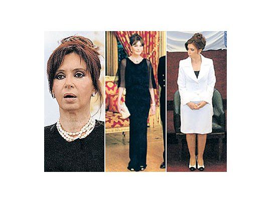 Ayer, por segunda vezdesde que asumió laPresidencia, Cristina repitióla vestimenta. El mismoconjunto del 18 de enero.
