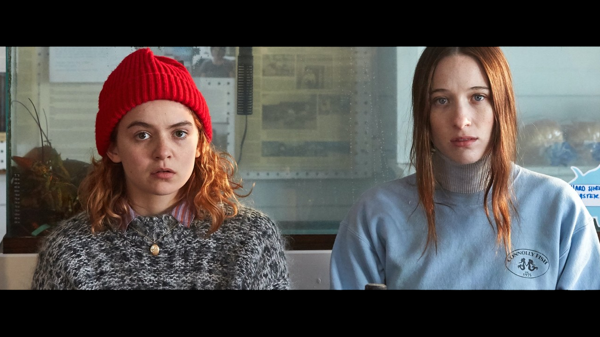 Prime Video: in the middle of their mother’s wake, a pair of sisters discover a crime that takes them to the shadiest part of their town