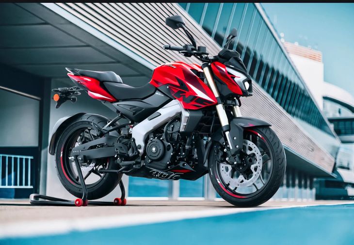 La nueva Rouser NS400z es el modelo insignia de la emblemática serie ROUSER, entre las novedades La nueva Rouser NS400z es el modelo insignia de la emblemática serie ROUSER, entre las novedades