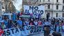 Garrahan hospital workers claim for the Pediatric Emergency Law.