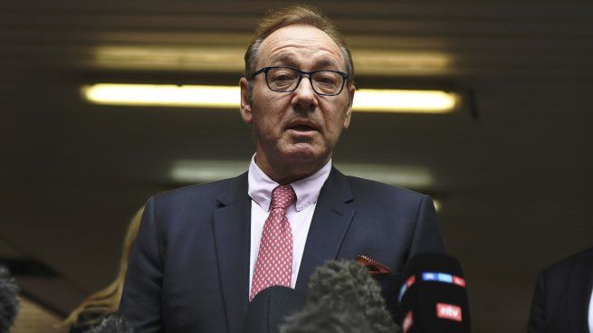 Kevin Spacey habló sobre su presente y confirmó su anhelo por volver a Hollywood.