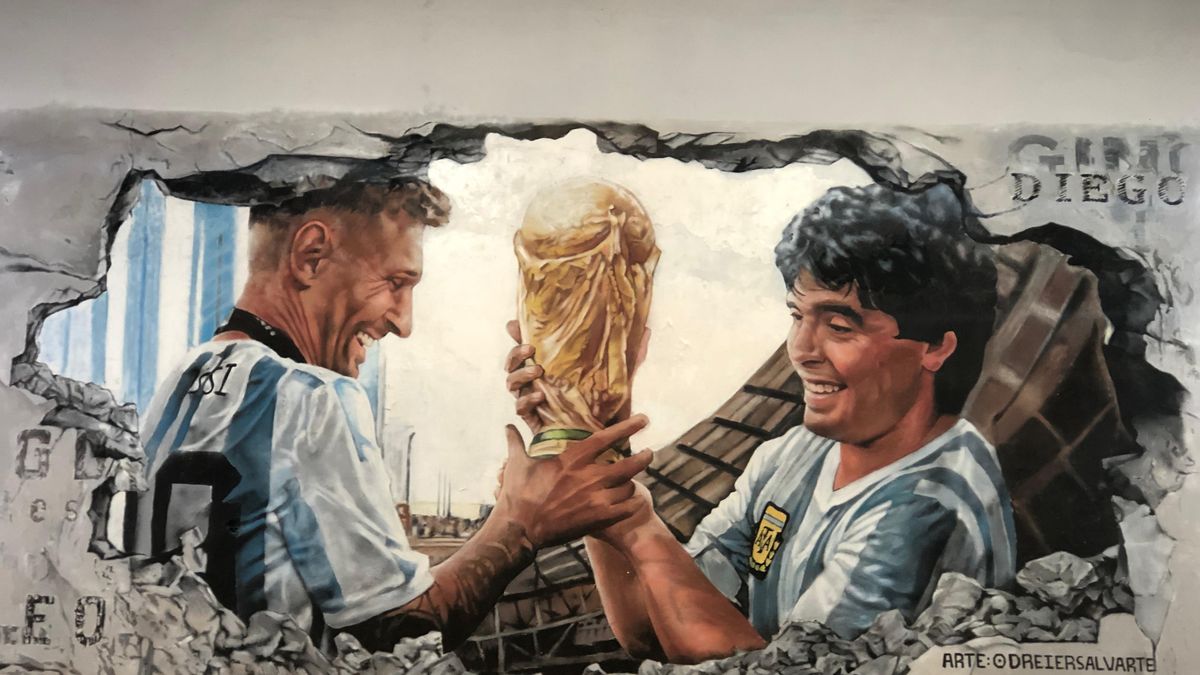 The emotional mural of Maradona, Messi and the World Cup