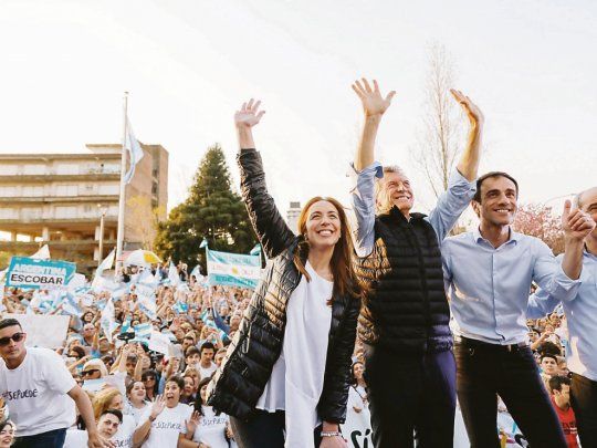 Provincia. Mauricio Macri ayer junto a María Eugenia Vidal en el segundo acto de campaña del Sí, se puede.