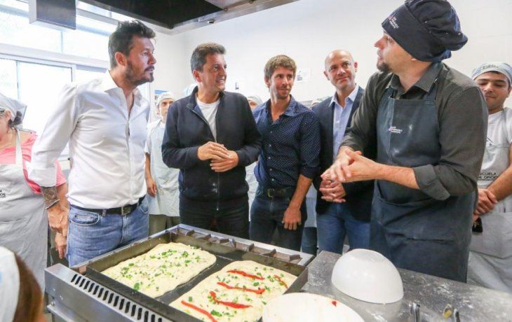 massa se mostro con tinelli en el conurbano