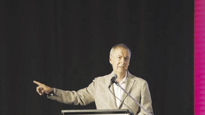 respiro. El gobernador Schiaretti confía en que la temporada de turismo del verano “será un éxito” en la provincia.