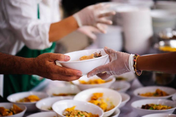 Los merenderos en Ciudad, un espacio que alimenta y apoya a los más afectados