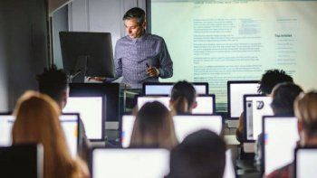 busqueda de talentos: faltan cubrir al menos 10.000 empleos de tecnologia en argentina