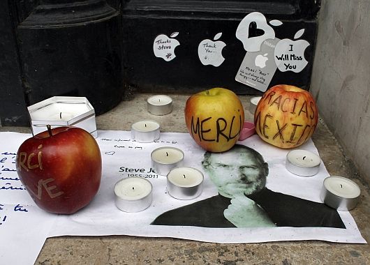 El mundo le rinde tributo al genio de Steve Jobs (foto 4)