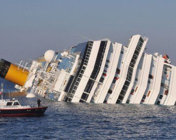 10 años del hundimiento del Costa Concordia: 32 muertos y el capitán que abandonó el barco