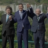 El último ranking regional muestra fuertes contrastes: liderazgos que ganan apoyo y gobiernos que profundizan su desgaste, pero Orsi se mantiene entre los mejor evaluados. El último ranking regional muestra fuertes contrastes: liderazgos que ganan apoyo y gobiernos que profundizan su desgaste, pero Orsi se mantiene entre los mejor evaluados.