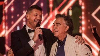 como fue el debut de marcelo tinelli en canta conmigo ahora