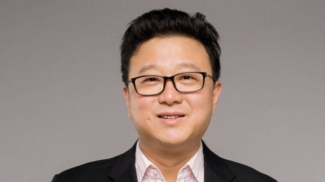 Con visión tecnológica, William Ding transformó NetEase en líder global de entretenimiento digital, impulsando millones de usuarios y ganancias millonarias.