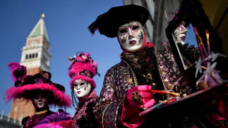El carnaval de Venecia tenía previsto concluir el próximo martes. El carnaval de Venecia tenía previsto concluir el próximo martes.