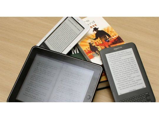 E-book vs. libros tradicionales: qué prefieren los argentinos a la hora de leer