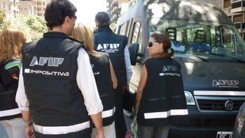 el 31% de empleados relevados por afip presentaron irregularidades