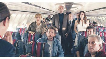 ámbito.com | El film de Damián Szifron, las Torres Gemelas  incendiadas de “Armageddon” y el tsunami de “El último día”. Hechos que el cine anticipó sin proponérselo.