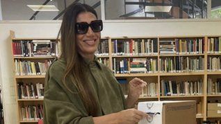 Varios famosos dijeron presente en las urnas este domingo de elecciones legislativas nacionales. Varios famosos dijeron presente en las urnas este domingo de elecciones legislativas nacionales.