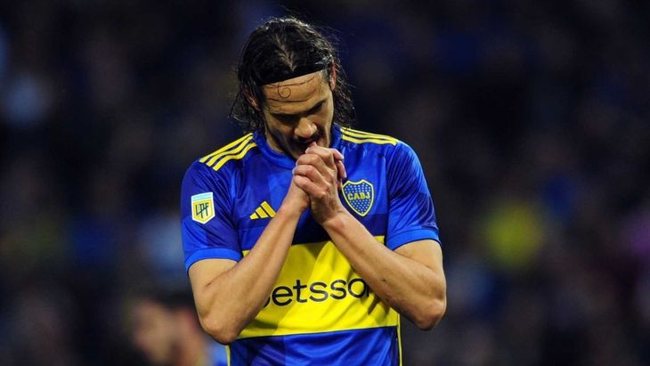 Edinson Cavani no concurrió esta mañana a la práctica de Boca por un cuadro de gastroenterocolitis y quedó descartado para jugar el miércoles ante Central Córdoba de Santiago del Estero. Edinson Cavani no concurrió esta mañana a la práctica de Boca por un cuadro de gastroenterocolitis y quedó descartado para jugar el miércoles ante Central Córdoba de Santiago del Estero.