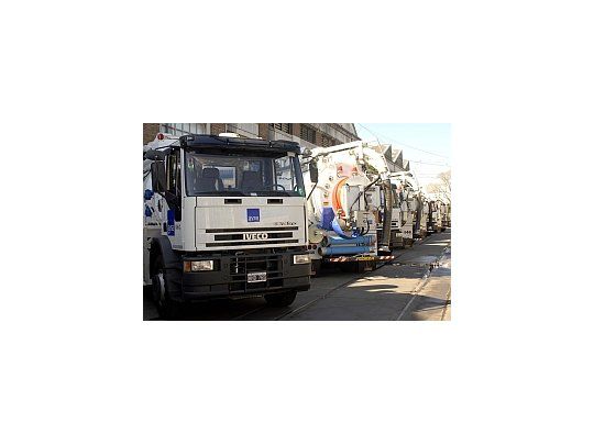 La medida de fuerza de los Camioneros dificulta la circulación a camiones atmosféricos por la zona oeste del conurbano.