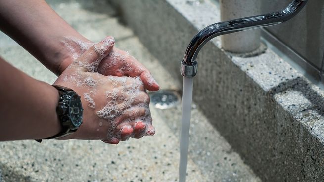 Hay momentos del día claves para lavarse las manos y así evitar los virus y bacterias.