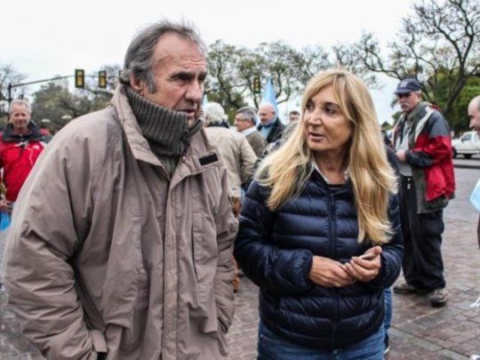 Reutemann, junto a María Alejandra Vucasovich.&nbsp;