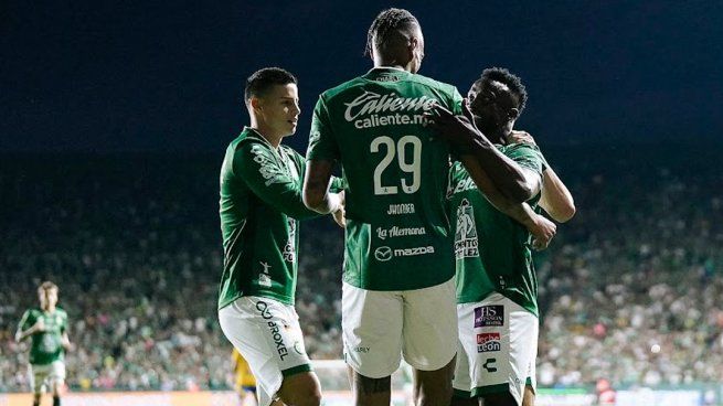 León sigue a paso firme. En el clásico felino superó 1 a 0 a Tigres y sigue como puntero absoluto.
