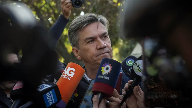 La administración Zdero responsabilizó a los exgobernadores Capitanich y Peppo por los problemas que presupuestarios.