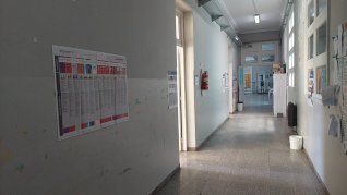 La participación fue una de las más bajas desde el regreso de la democracia.  La participación fue una de las más bajas desde el regreso de la democracia.