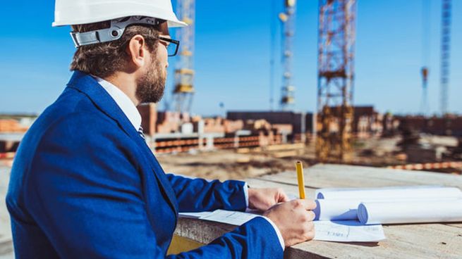 El autor propone volver a desarrollar la economía a partir de la planificación.