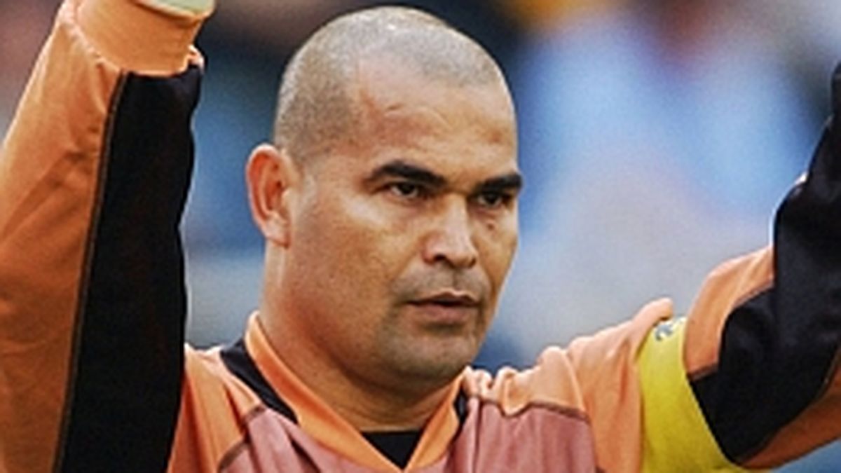 30 years later: who was the first goalkeeper to score a free kick goal in Argentine soccer