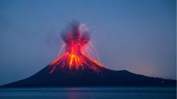 aseguran que el cambio climatico empeorara las consecuencias de las erupciones volcanicas