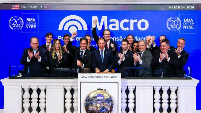 Banco Macro celebró sus 20 años en Wall Street, con el emblemático campanazo de apertura.