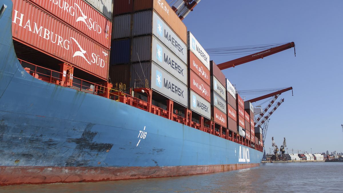 Customs strengthens foreign trade control tools