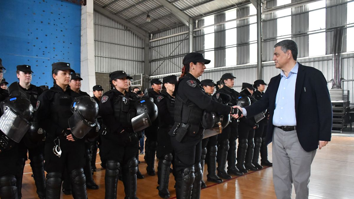 Jorge Macri presented a special group of female police officers to intervene in demonstrations