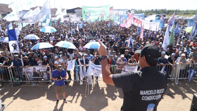 Los petroleros suspendieron las medidas de fuerza.