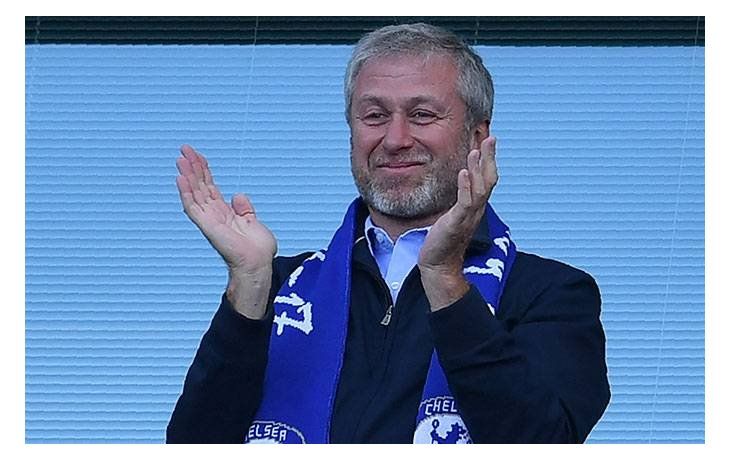 Roman Abramovich rechazó la oferta del multimillonario empresario estadounidense Todd Boehly por la venta del Chelsea. El magnate ruso pretende € 3.600 millones por el club londinense.