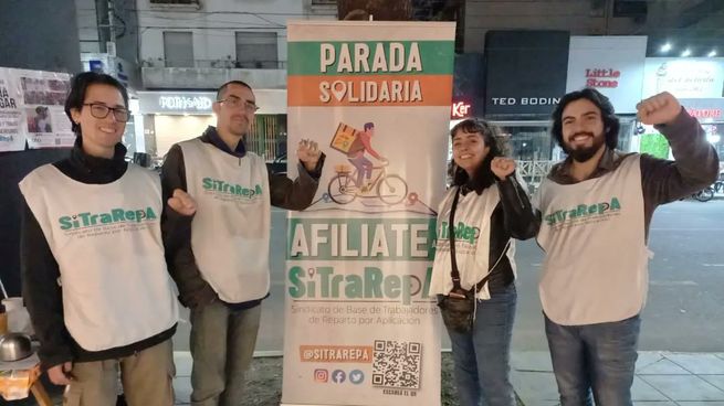 Campaña de afiliación del Sitrarepa, en una parada solidaria en la Ciudad de Buenos Aires.&nbsp;