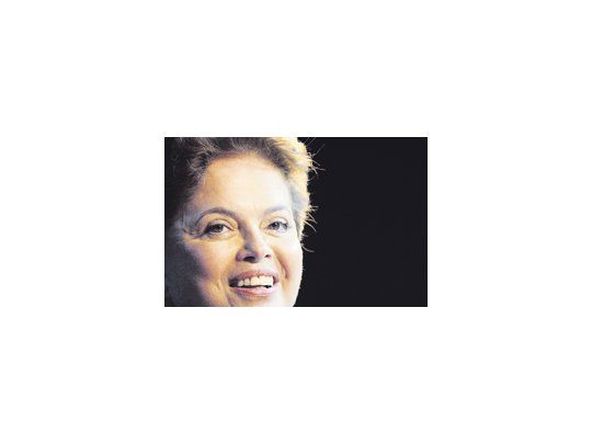 Pasadas las controversias sobre el aborto y los temas religiosos, y el momento más caliente de las denuncias de corrupción en el Gobierno, Dilma Rousseff consolida su favoritismo para el balotaje presidencial del domingo.