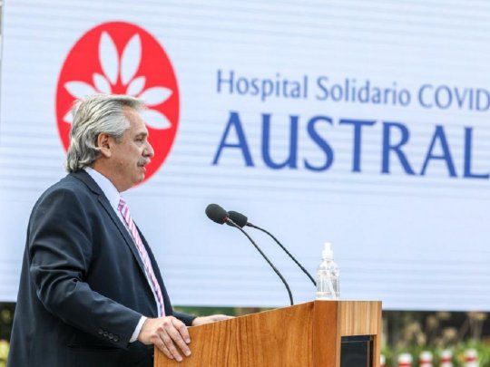 El presidente Alberto Fernández encabezó la puesta en marcha del Hospital Solidario Covid-19 Austral, perteneciente al Hospital Universitario Austral, que brindará asistencia a pacientes infectados que no cuenten con cobertura médica.