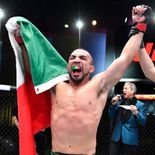 El mexicano Rafa García logra su tercera victoria consecutiva en UFC Las Vegas 116 por decisión unánime ante el estadounidense Alexander Hernández. El mexicano Rafa García logra su tercera victoria consecutiva en UFC Las Vegas 116 por decisión unánime ante el estadounidense Alexander Hernández.