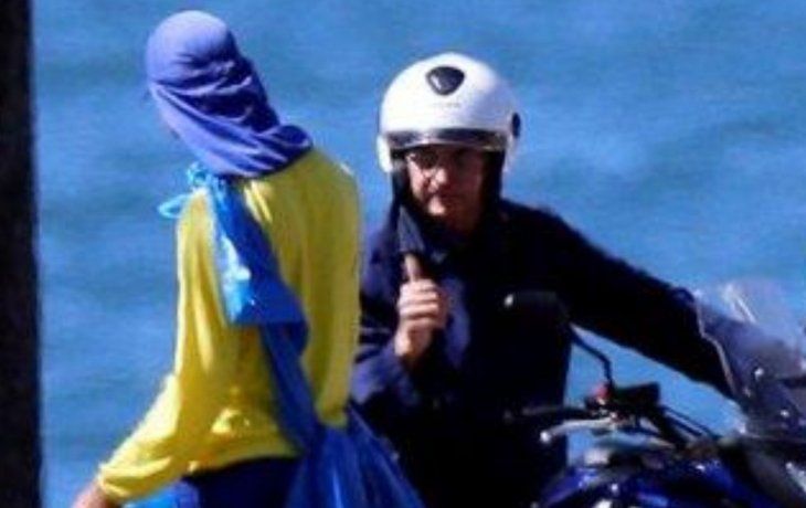 Bolsonaro, violando las condiciones de seguridad, durante su cuadro de coronavirus.