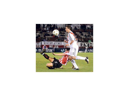 Cristian Fabbiani será el único delantero de un planteo con tres volantes ofensivos. No estarán Gallardo ni Buonanotte. River juega ante el Montreal Impact, en su último partido de la gira.