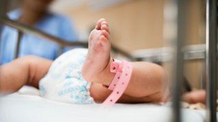 La natalidad bajó un 40% en la Argentina, un indicador que puede impactar en el futuro.