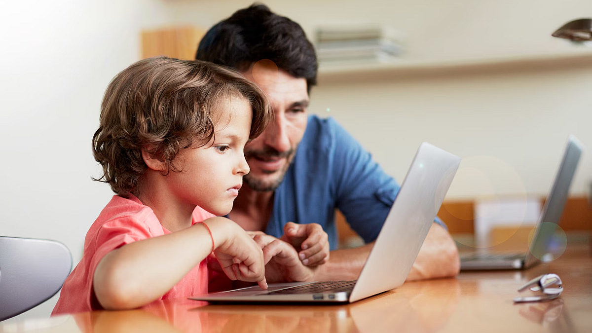 Back to classes: best practices to keep children and adolescents safe on the Internet