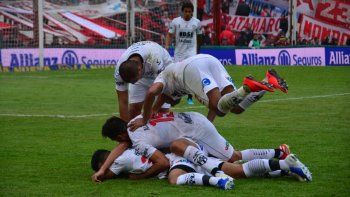 Central Córdoba eliminó a Estudiantes LP y está en la semifinal de la Copa Argentina.