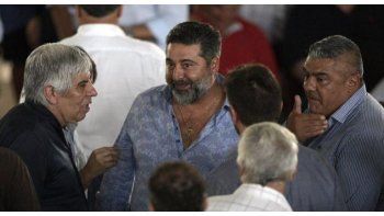 ámbito.com | La lista. Claudio “Chiqui” Tapia, Daniel Angelici y Hugo Moyano van por el poder en la AFA.