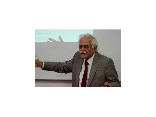 No tiene sentido ir a otro default