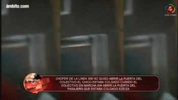 Escandaloso y ridículo final: protestó por un gol agónico del rival y simuló un cabezazo del juez de línea