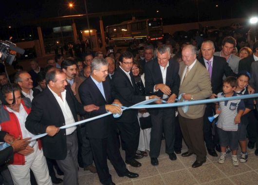 De la celebración participaron, entre otros, el titular de la AFA Julio Grondona, el Gobernador de San Juan, José Luis Gioja y el Ministro de Planificación, Julio De Vido.
