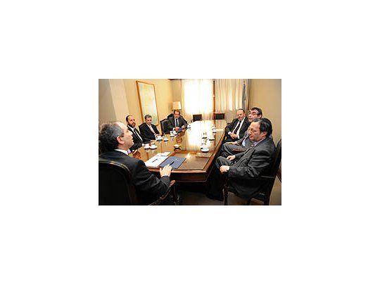 Encuentro entre el ministro de Justicia y la cúpula de la AMIA.